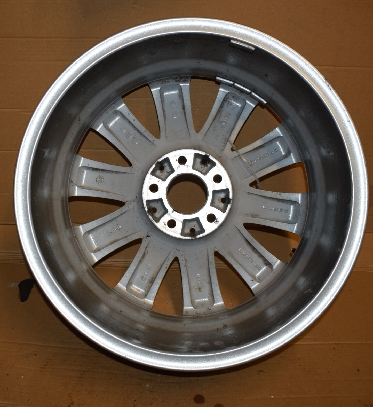 1x Original Mercedes w222 S Klasse Alufelge A2224010902 8Jx18 ET41
