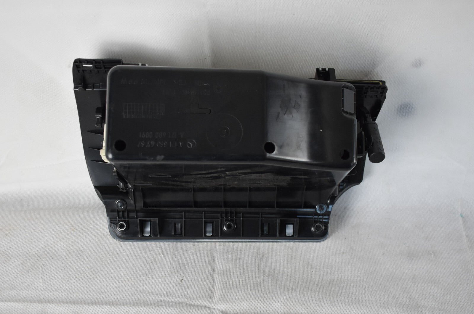Original Mercedes SLK R171 a1716804787 Handschuhfach mit Leiste