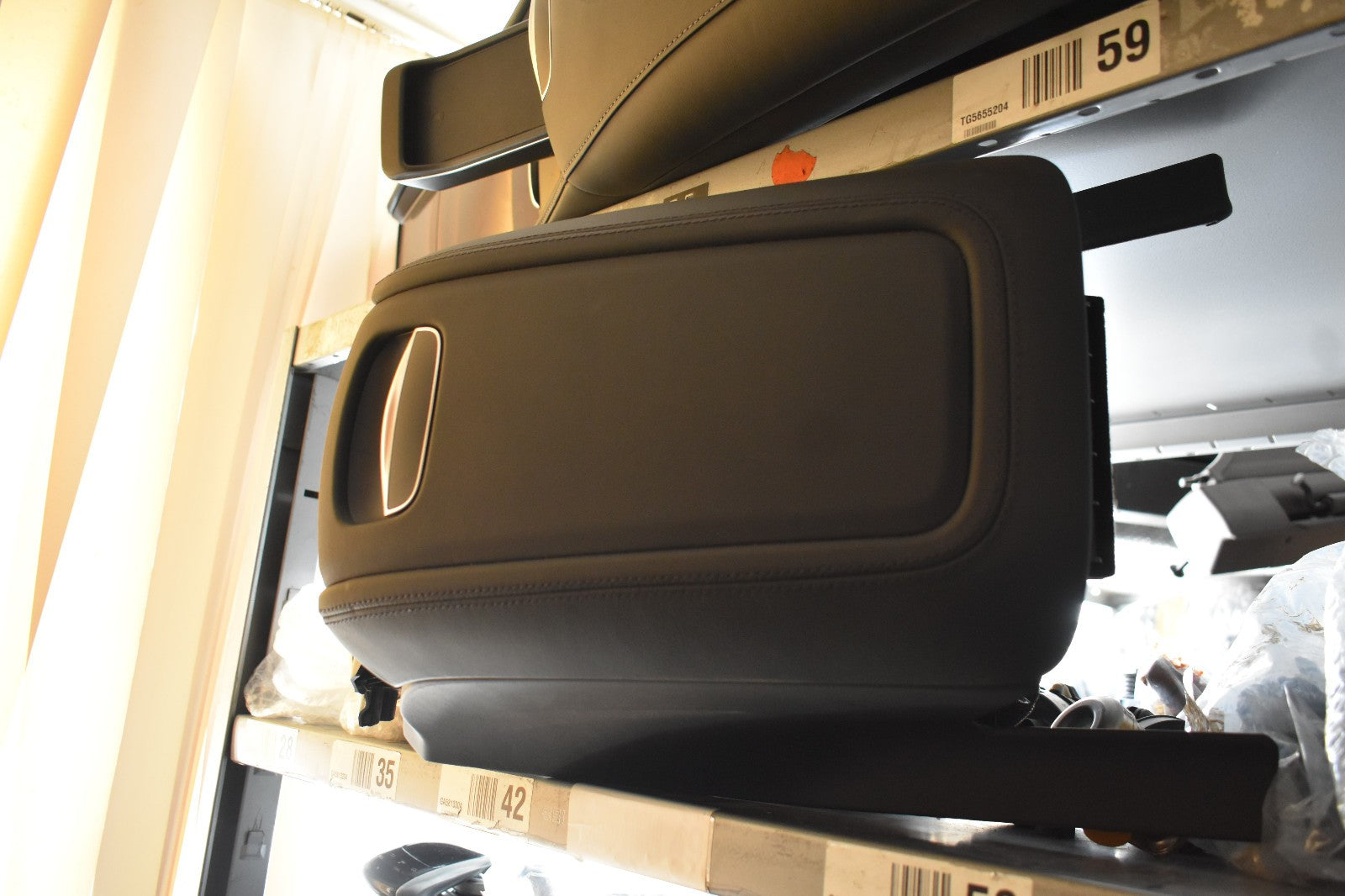Original Mercedes w222 S Klasse Maybach Mittelkonsole Cupholder Ladegerät