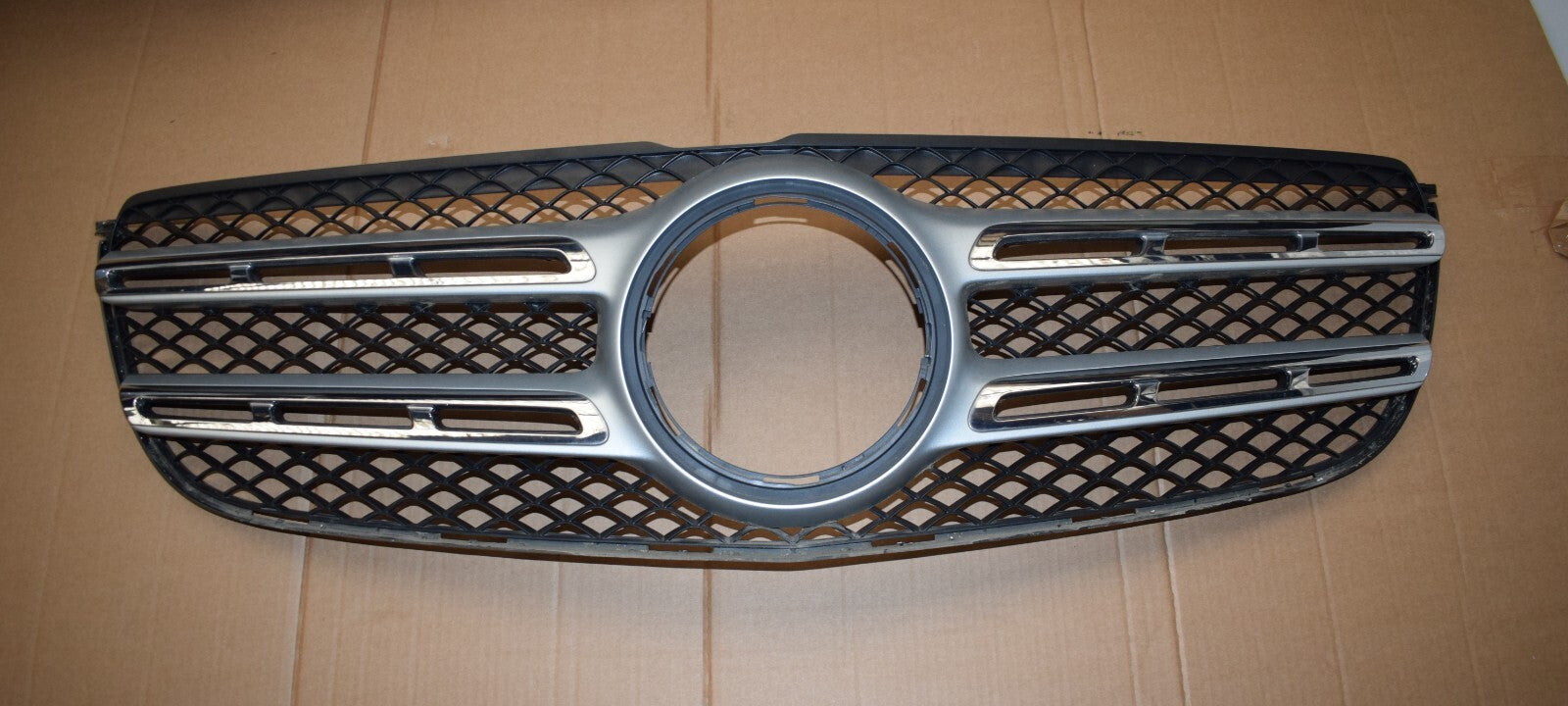 Original Mercedes Kühlergrill Grill w166 GLE GLS a1668880460 166