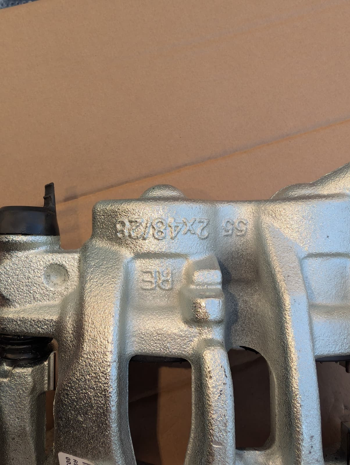Original Mercedes Sprinter w907 Bremse Bremssattel rechts a9074218400 NEU