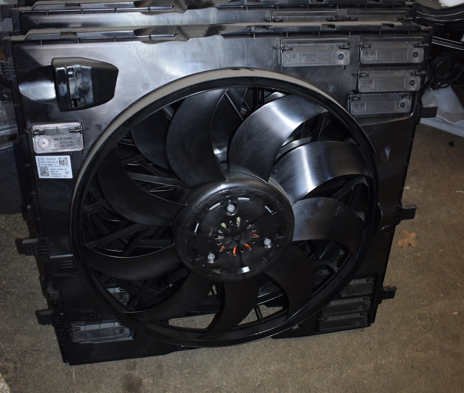 1x Original Mercedes w907 w910 Lüfter Gebläse a9079064600 Neu Om654 316 319