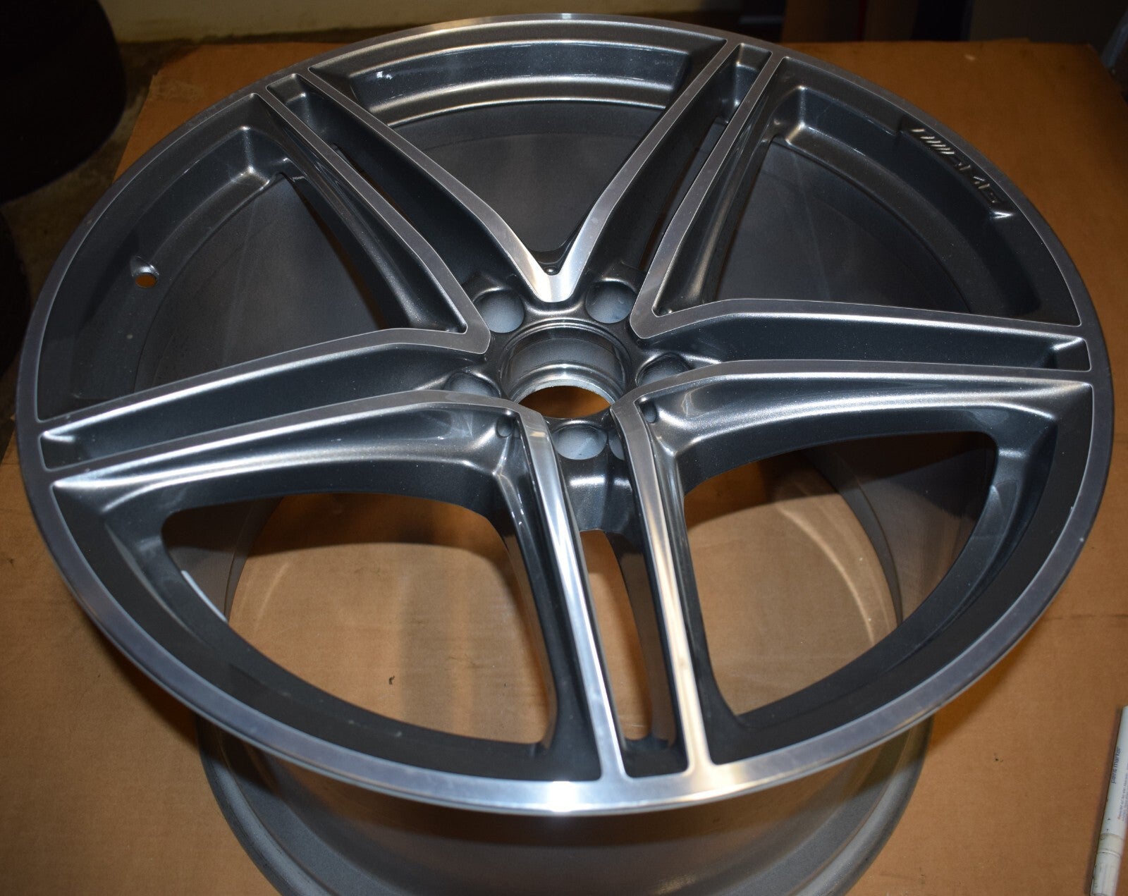 1x Original Mercedes c190 GT Alufelge 20 Zoll A1904011900 12Jx20 ET46