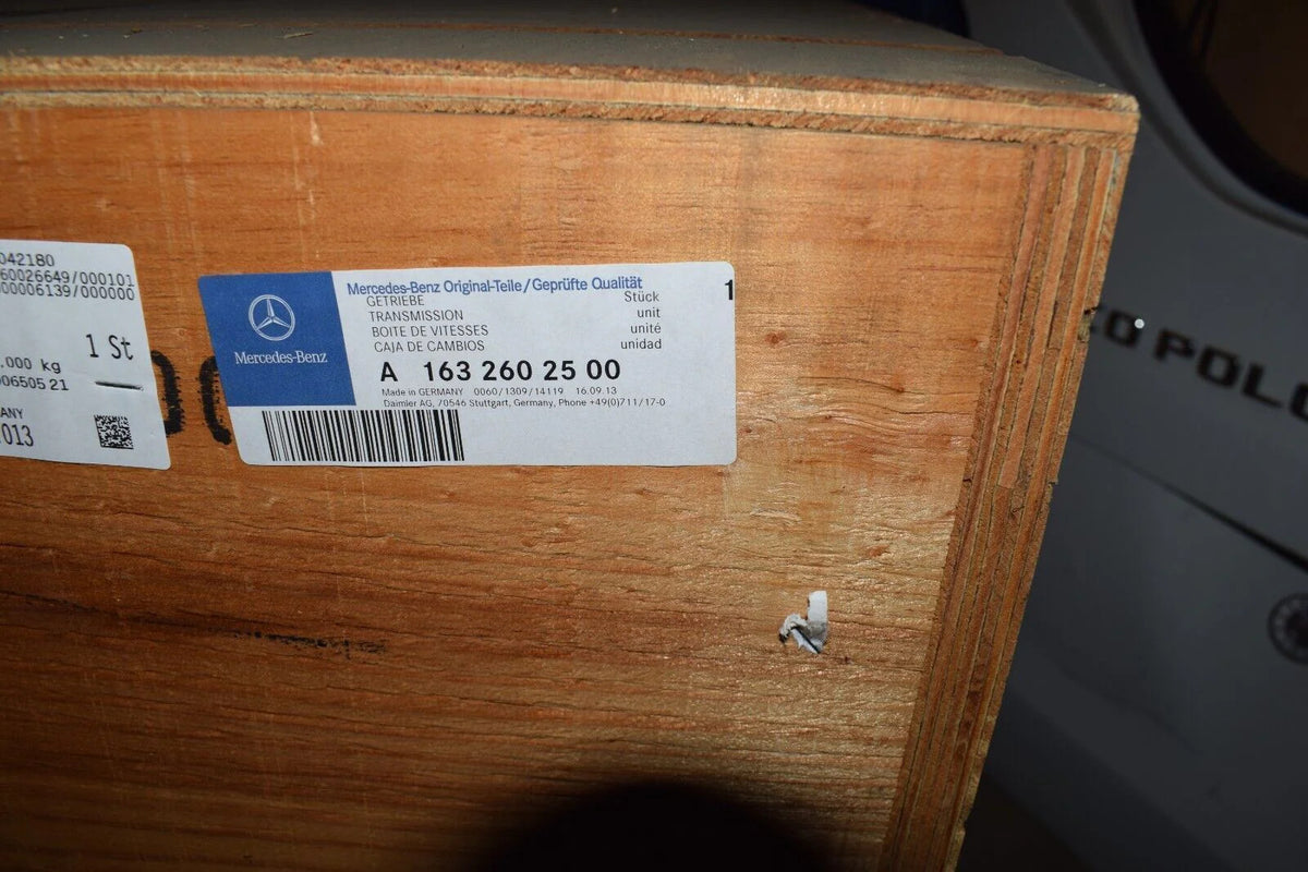 NEU Original Mercedes Schaltgetriebe w163 M 400 Getriebe a1632602500 OVP