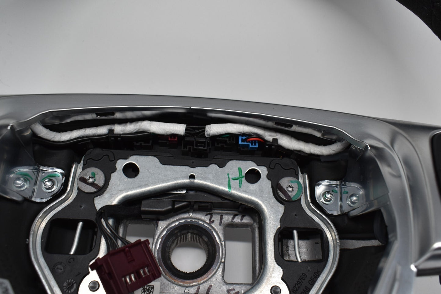 Mercedes Lenkrad AMG Lenkrad GT c190 Alcantara a1904600703 Alcantara Schwarz
