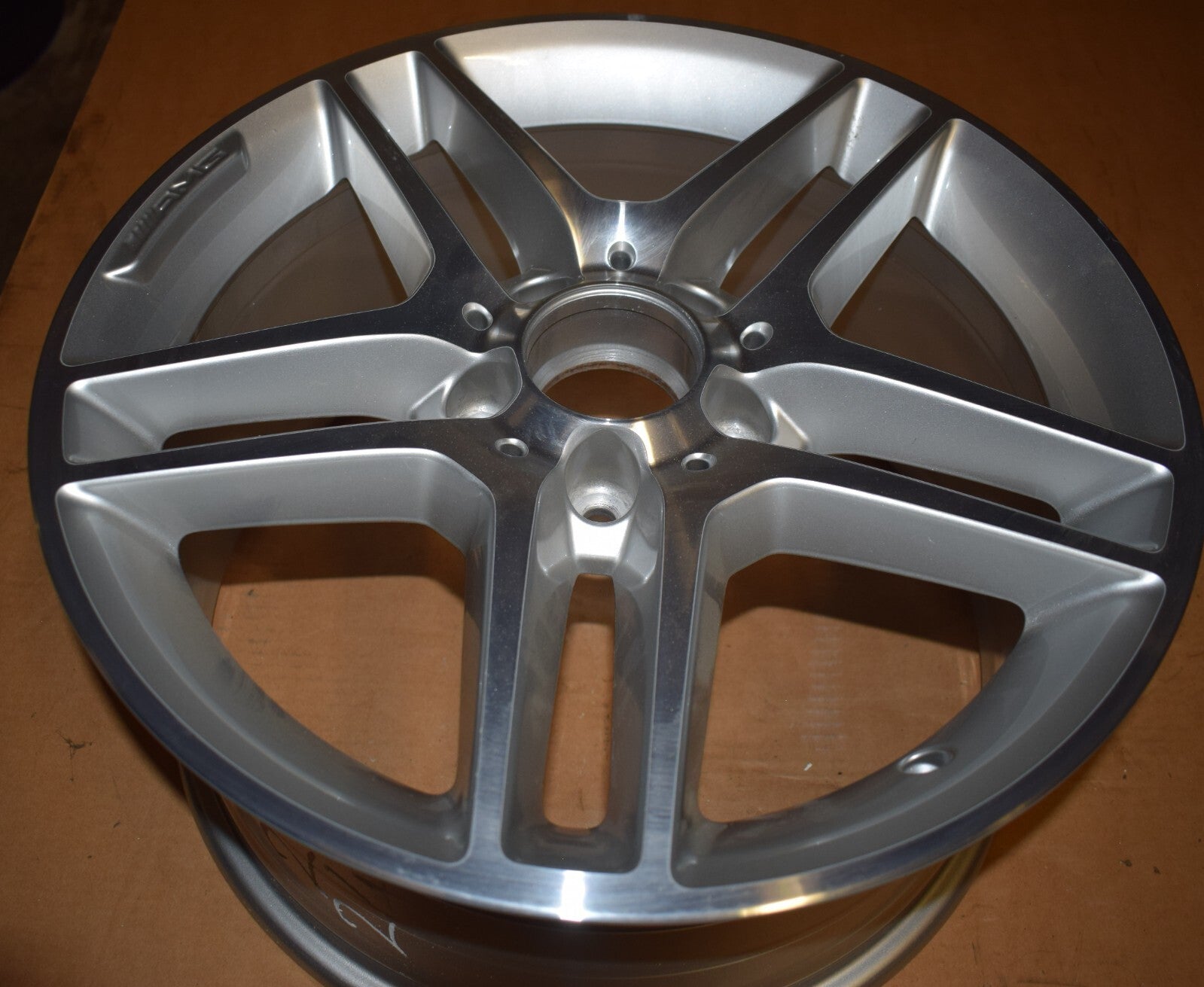 1x Original Mercedes w204 C Klasse Alufelge 17 Zoll a2044012400 8,5Jx17 Et58
