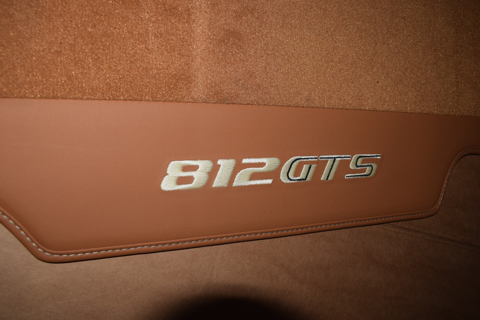 Original Ferrari 812 GTS Fußmatten Teppich