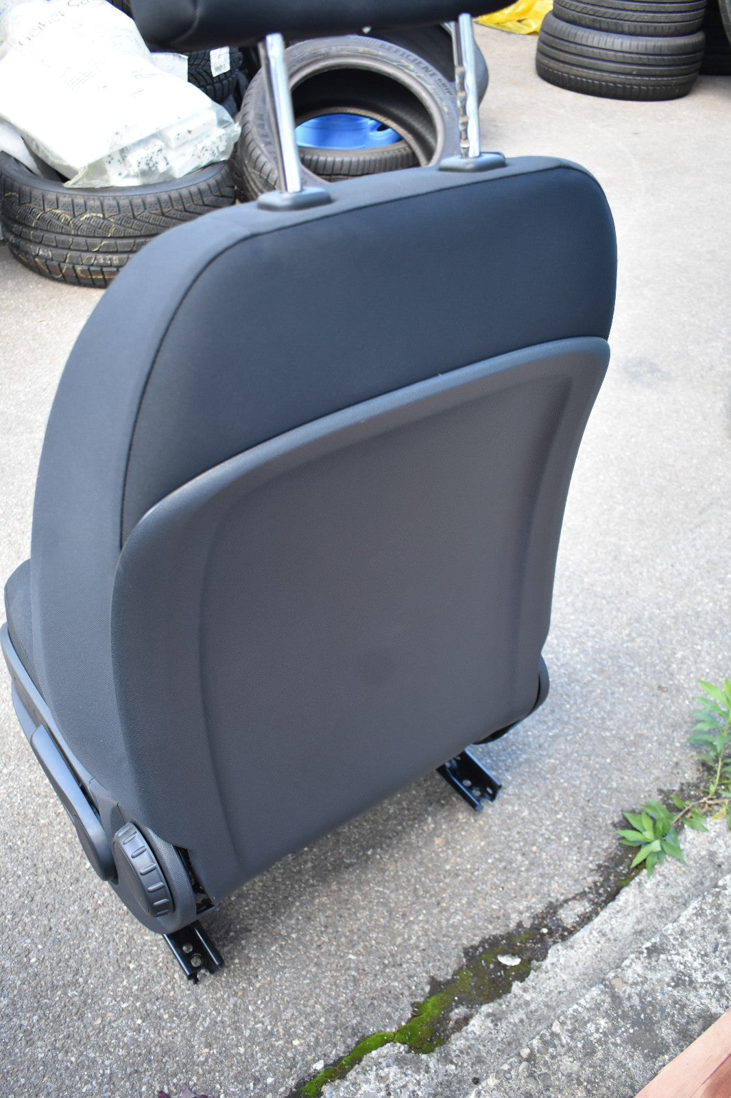Original Mercedes w907 w910 Sprinter Fahrersitz Schwarz Stoff Sitz vorne links