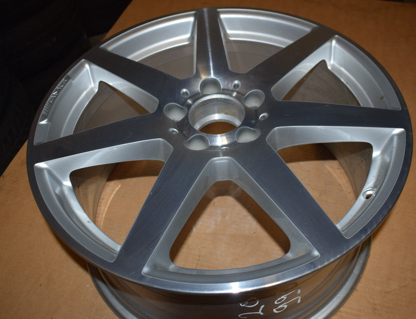 1x Original Mercedes w204 C Klasse Alufelge 18 Zoll a2044019902 8.5Jx18 Et54