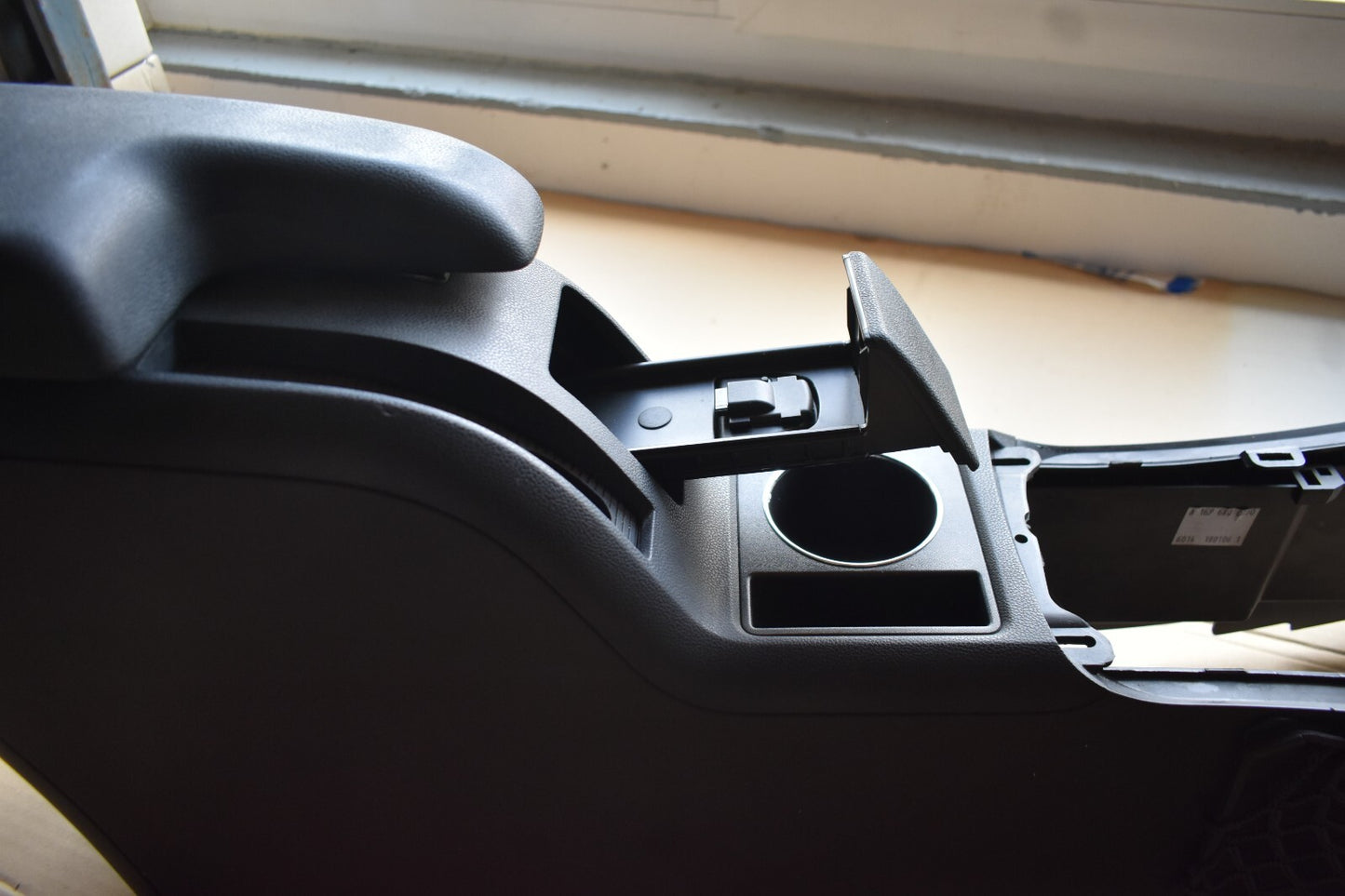 Original Mercedes w169 A Klasse Mittelkonsole Armlehne schwarz