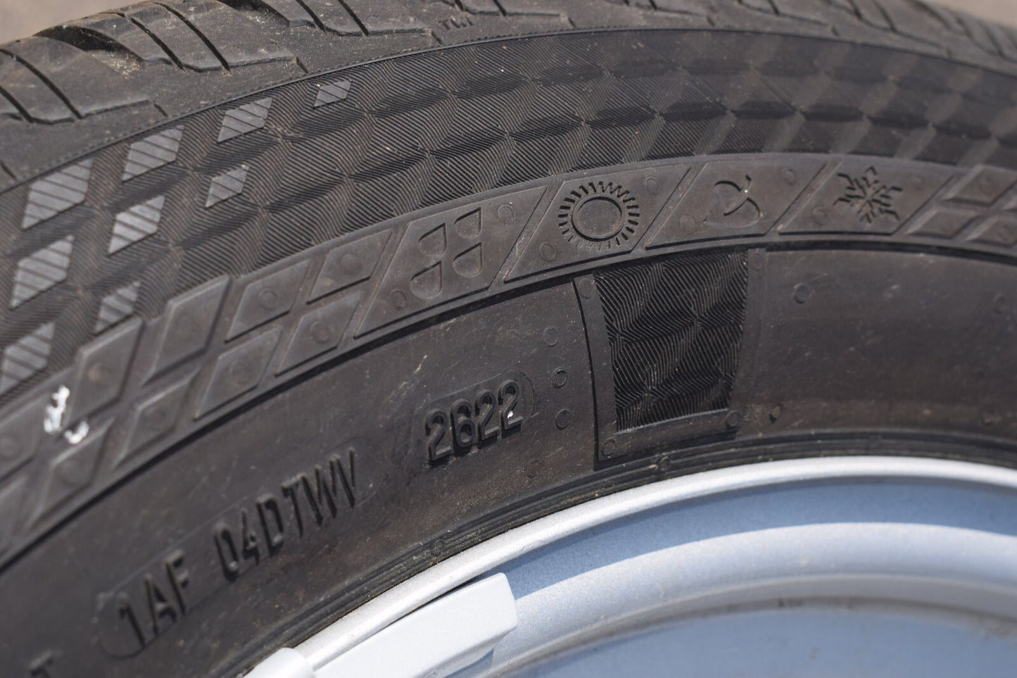 Mercedes w447 allwetterreifen 235 55 17 vito schneeflocken symbol mixto
