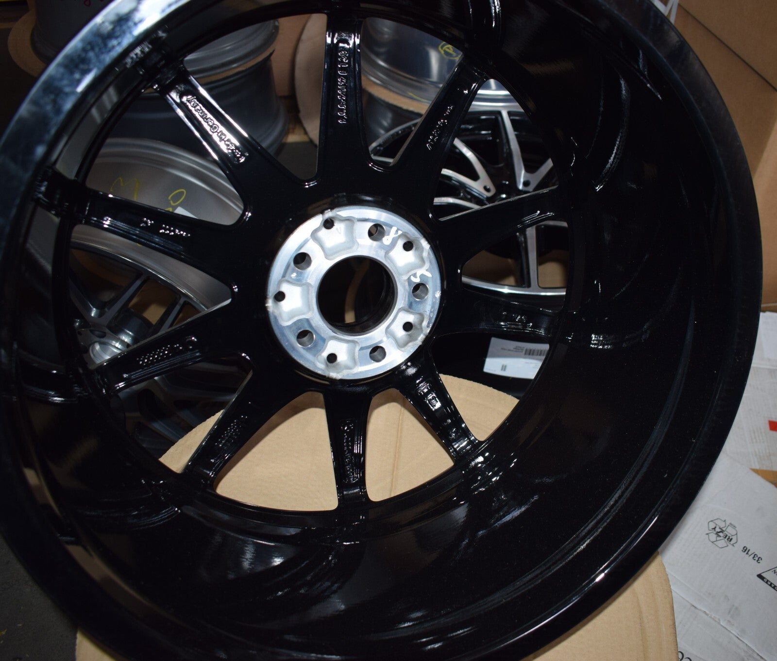 1x Original Mercedes AMG w222 222 S Klasse Alufelge a2224014100 hinten schwarz