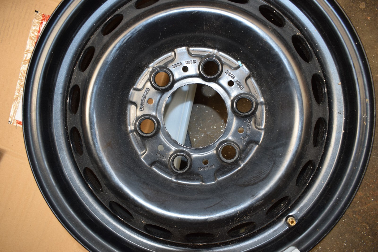 1x Original Mercedes w907 w906 Sprinter Stahlfelge a9074014800 6,5Jx16 ET54