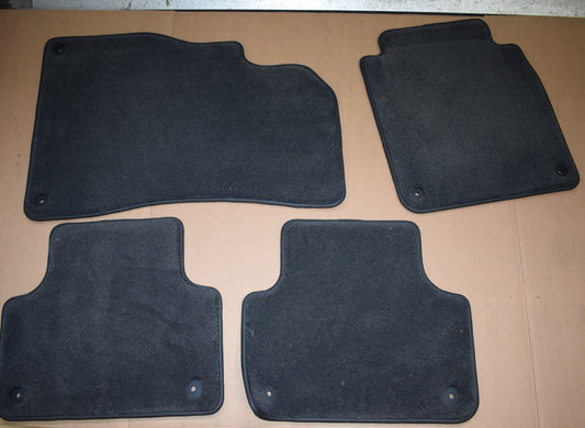 Original Bentley Bentayga Fußmatten Satz Velour Satz RHD
