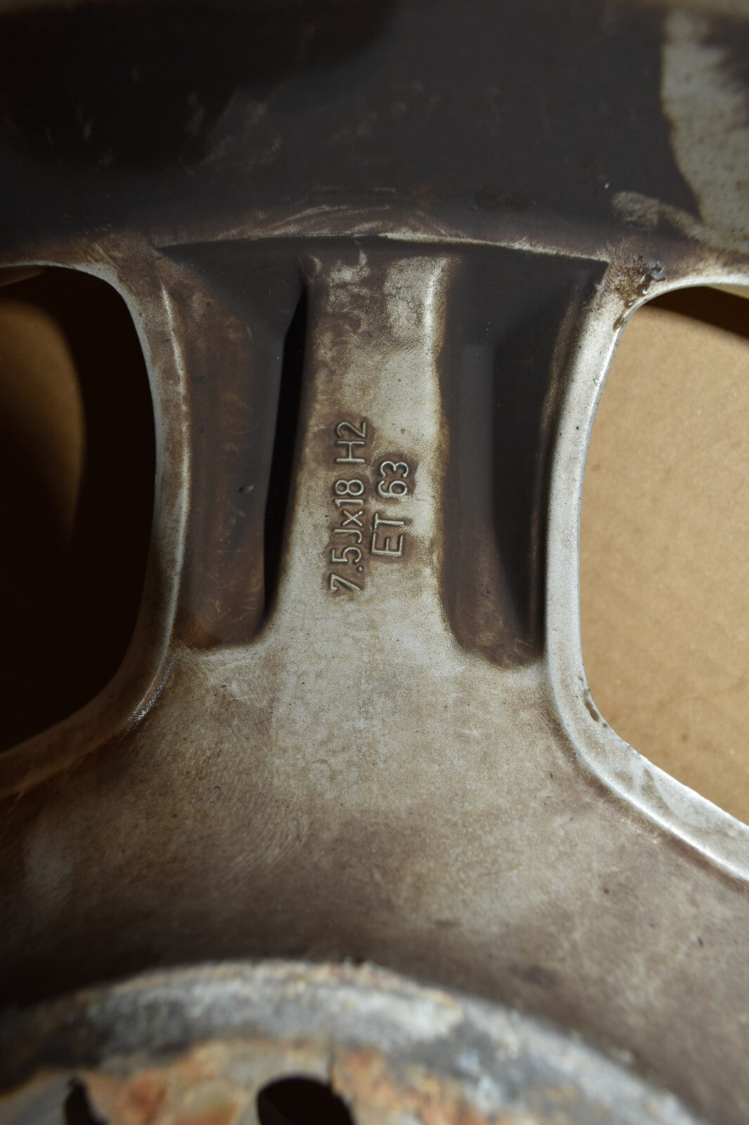 1x Original Mercedes w463 G Klasse Alufelge a4634011102 7,5Jx18 ET63 Felge