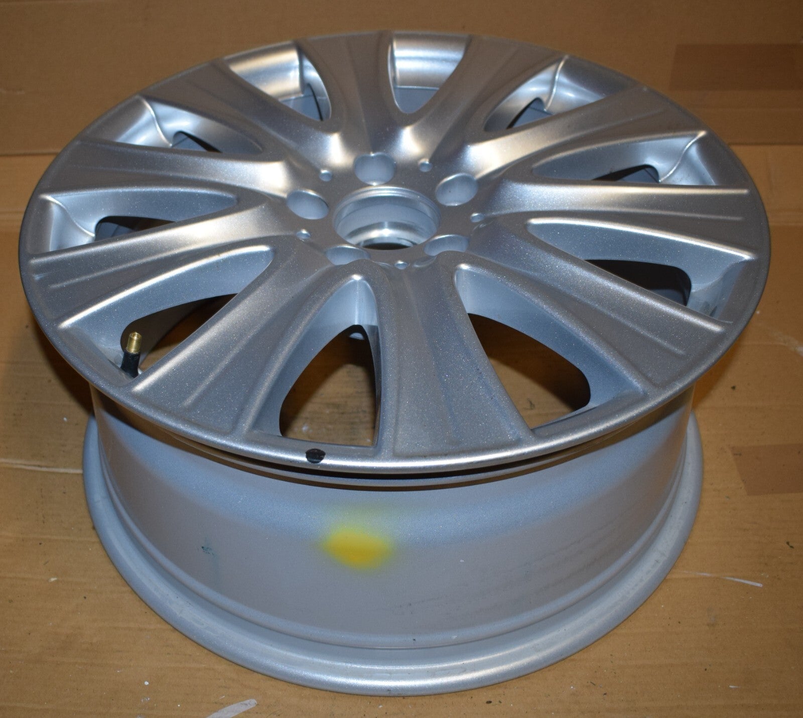 1x Original Mercedes w222 S Klasse Alufelge A2224010902 8Jx18 ET41