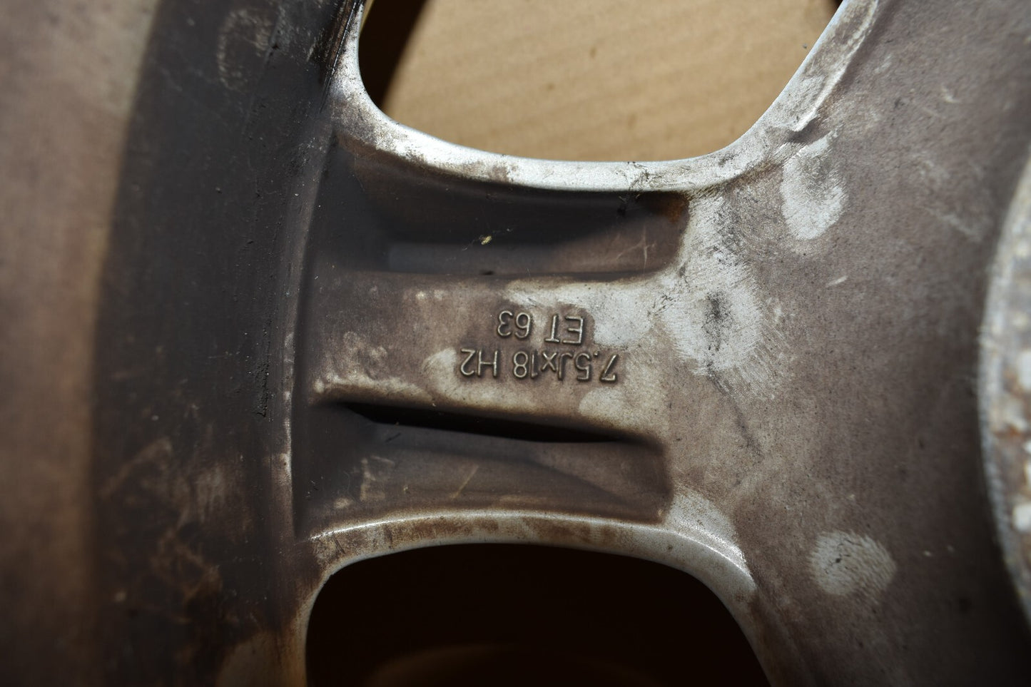 1x Original Mercedes w463 G Klasse Alufelge a4634011102 7,5Jx18 ET63 Felge