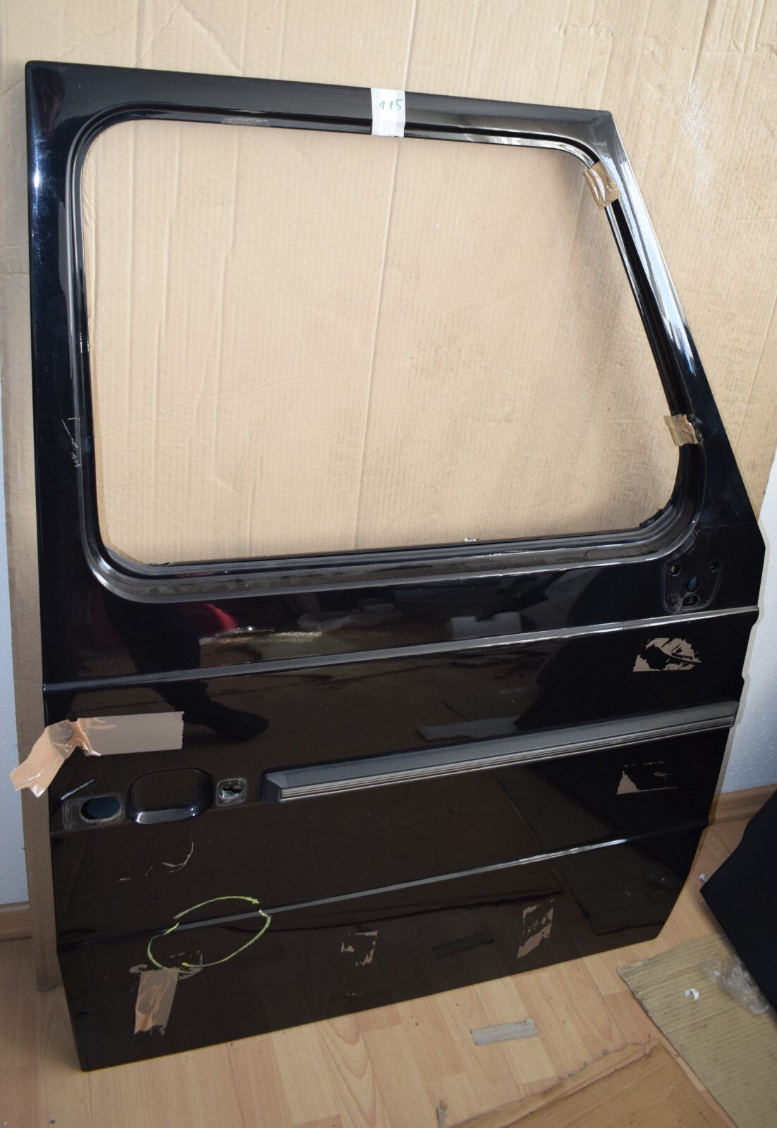 Original Mercedes G Klasse Türe door  w463 G VR vorne rechts schwarz