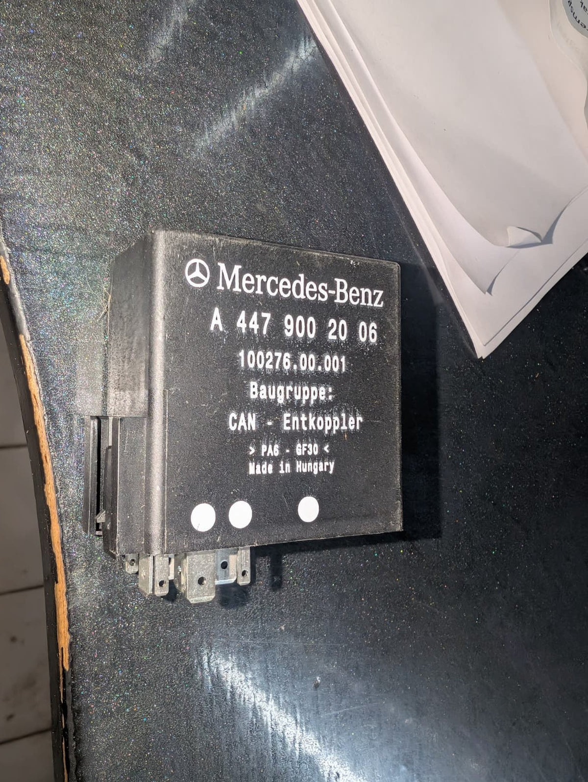 1x Original Mercedes w447 CAN Entkoppler a4479002006
