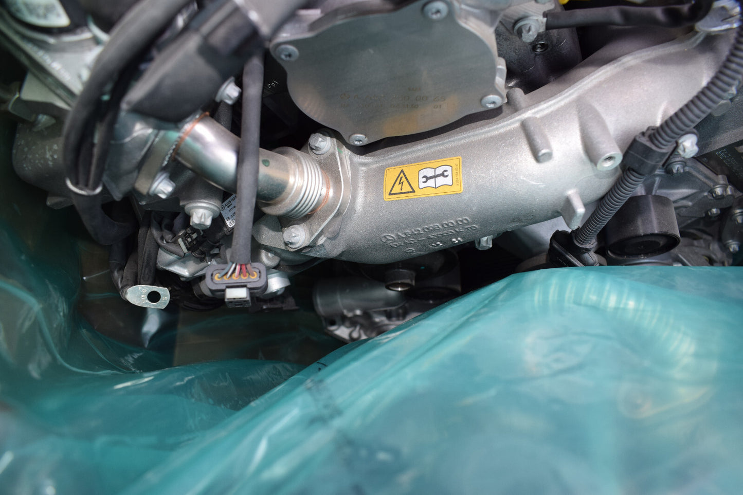 1x Original Mercedes w907 V6  Motor NEU OM642 642.899 A6420106015 0KM!