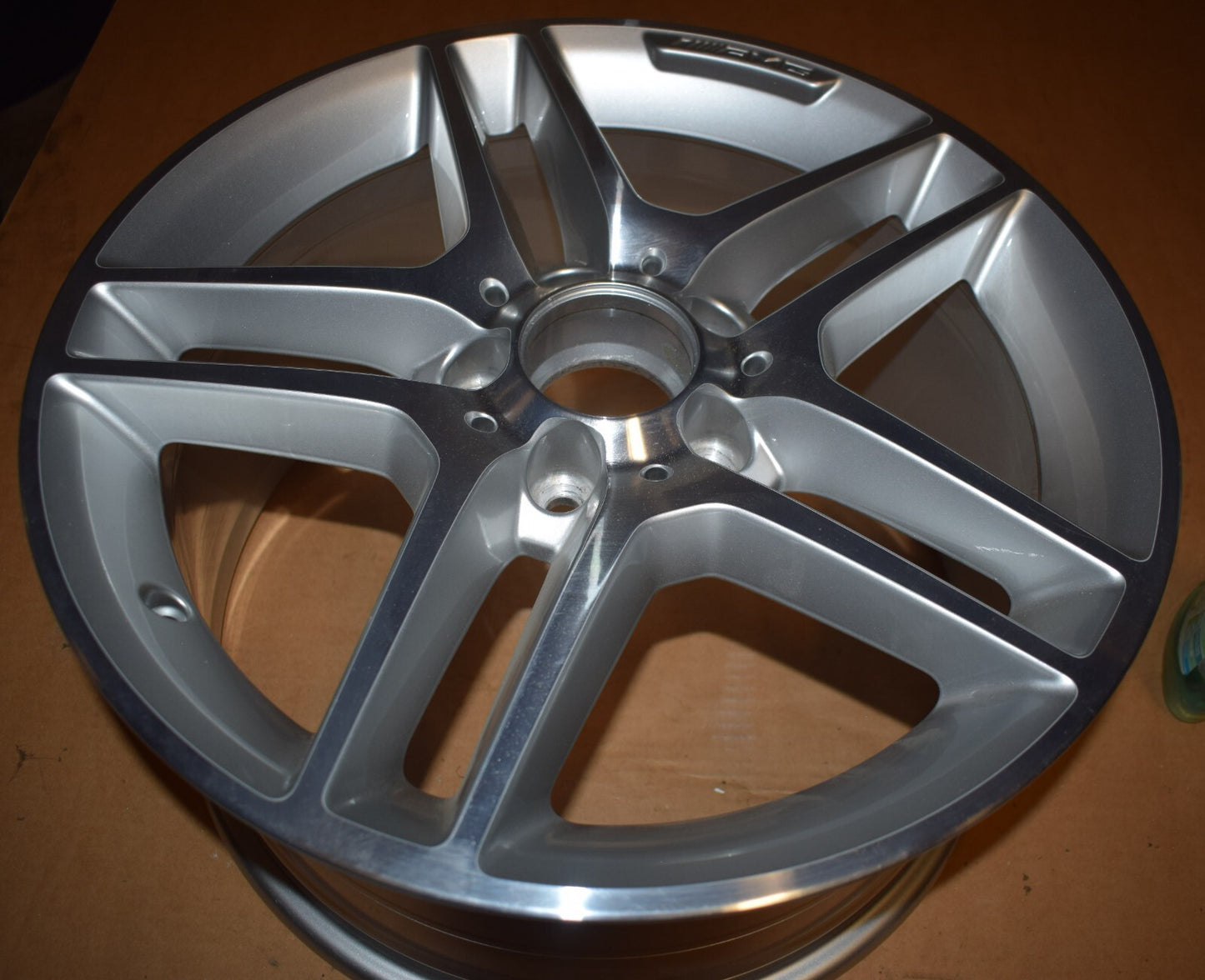 1x Original Mercedes w204 C Klasse Alufelge 17 Zoll a2044012400 8,5Jx17 Et58
