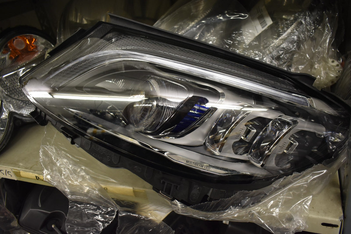 Original Mercedes W205 C Klasse Scheinwerfer Links a2059068505 Mopf