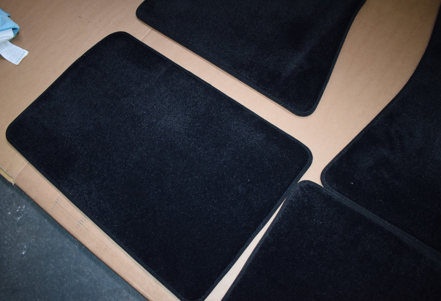 Original Rolls Royce RR31 Cullinan Fußmatten Floor mats schwarz Velour