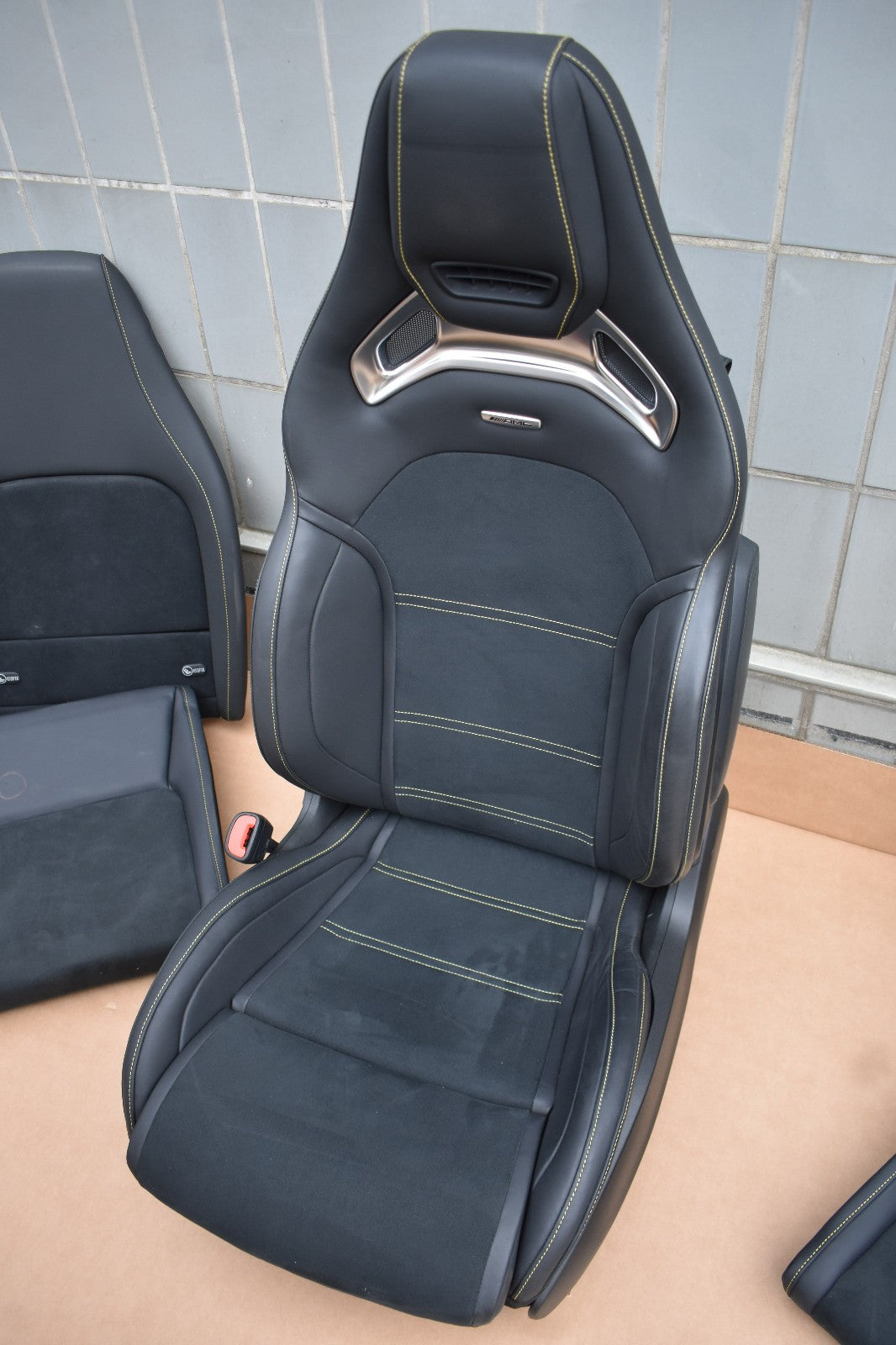 Mercedes AMG Performance Sitze SL R232 OEM Seats Alcantara SL63 Seats Cabrio