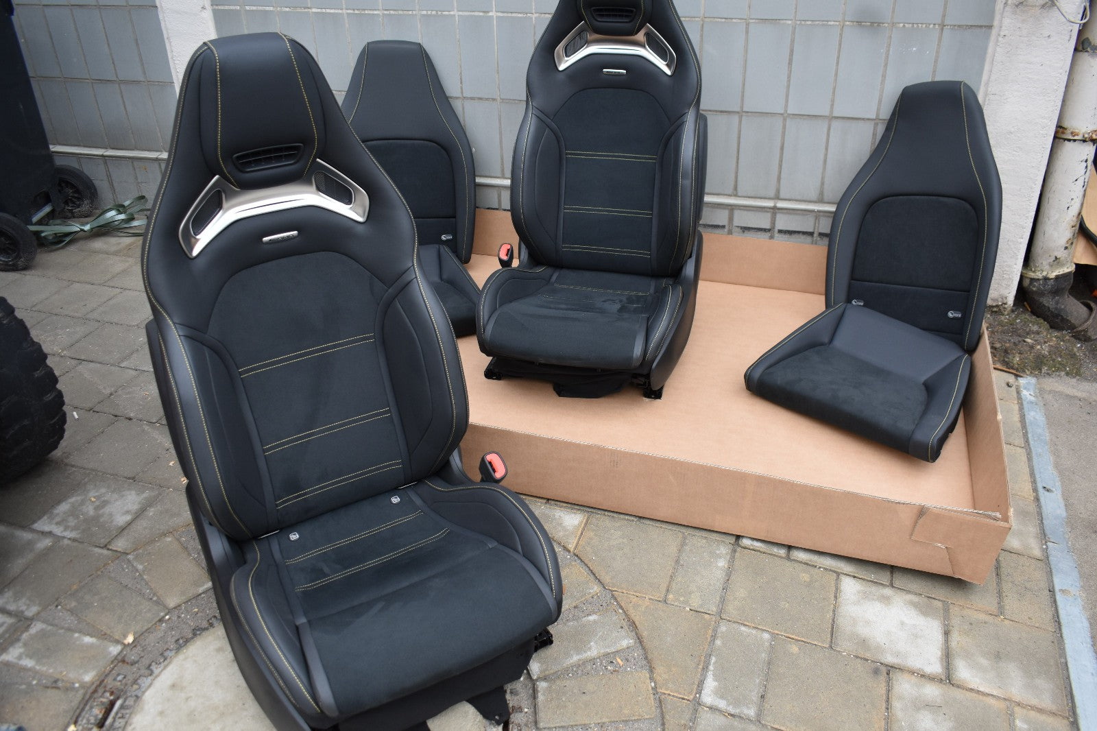 Mercedes AMG Performance Sitze SL R232 OEM Seats Alcantara SL63 Seats Cabrio