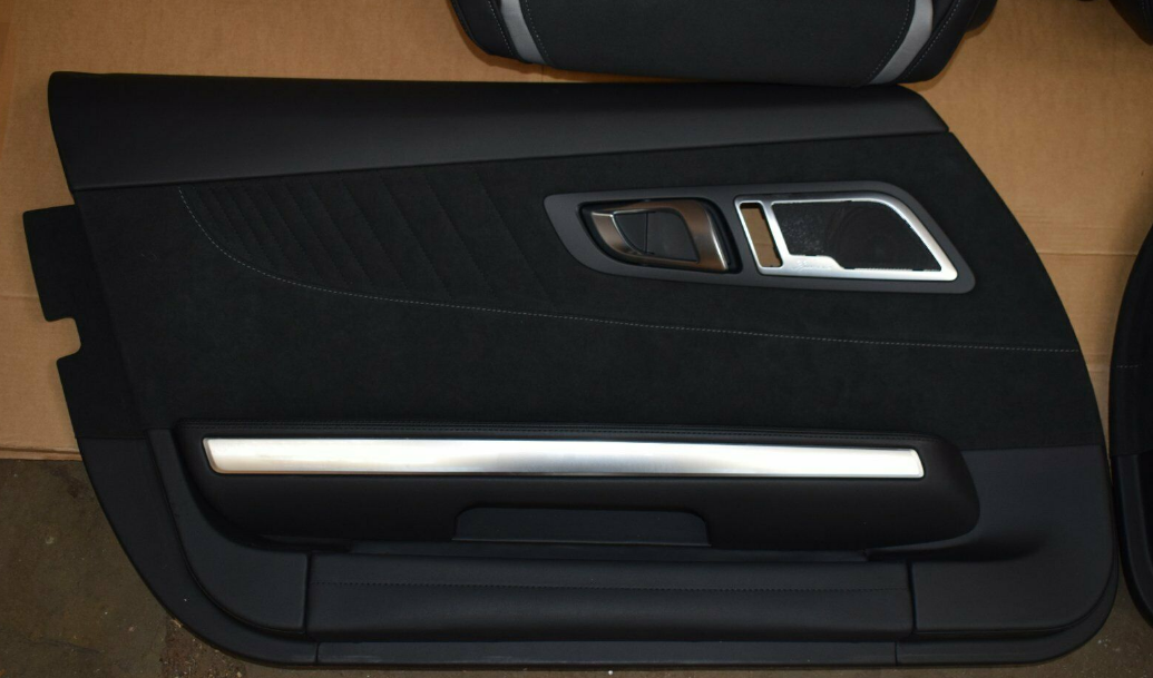 Original Mercedes AMG C190 190 GT Ausstattung Sitze Leder GTR GTS Ausstattung
