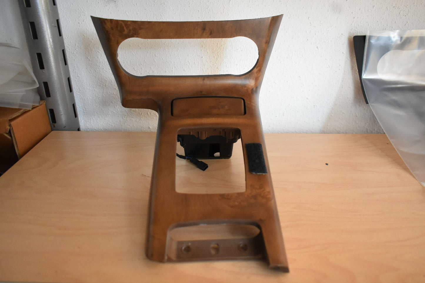 Original Mercedes G Klasse w463 Mittelkonsole Abdeckung Pappel Holz