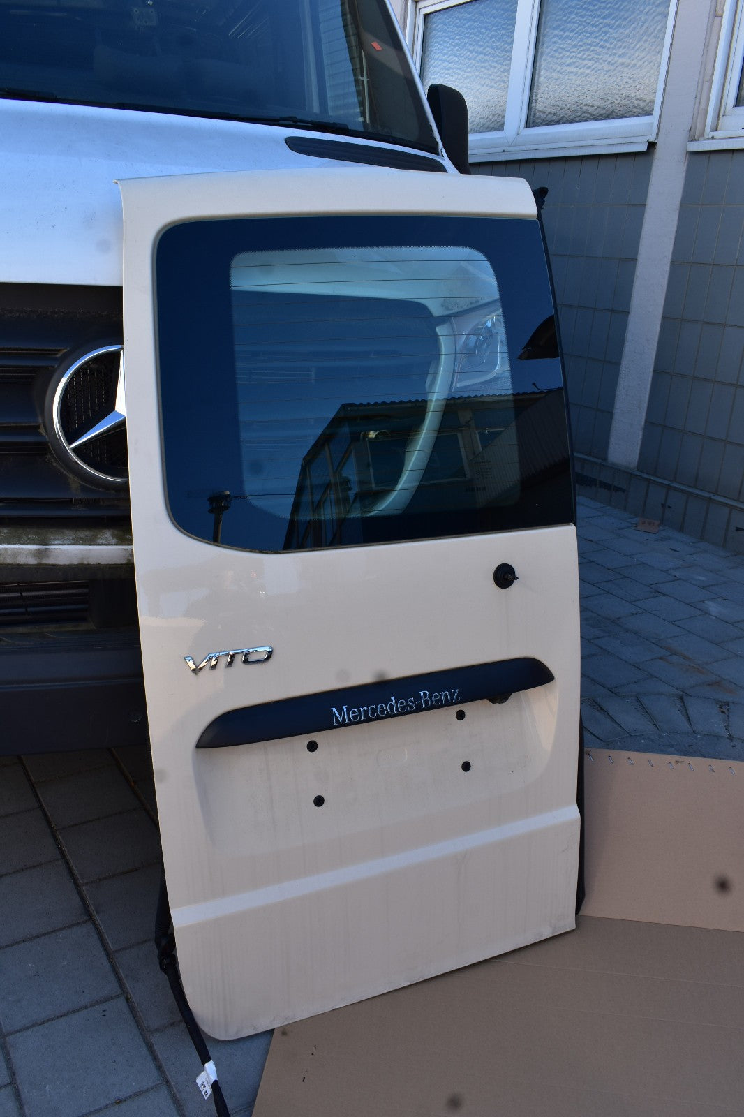 Original Mercedes W447 Hecktür Flügeltür links Vito Kamera Tür beige
