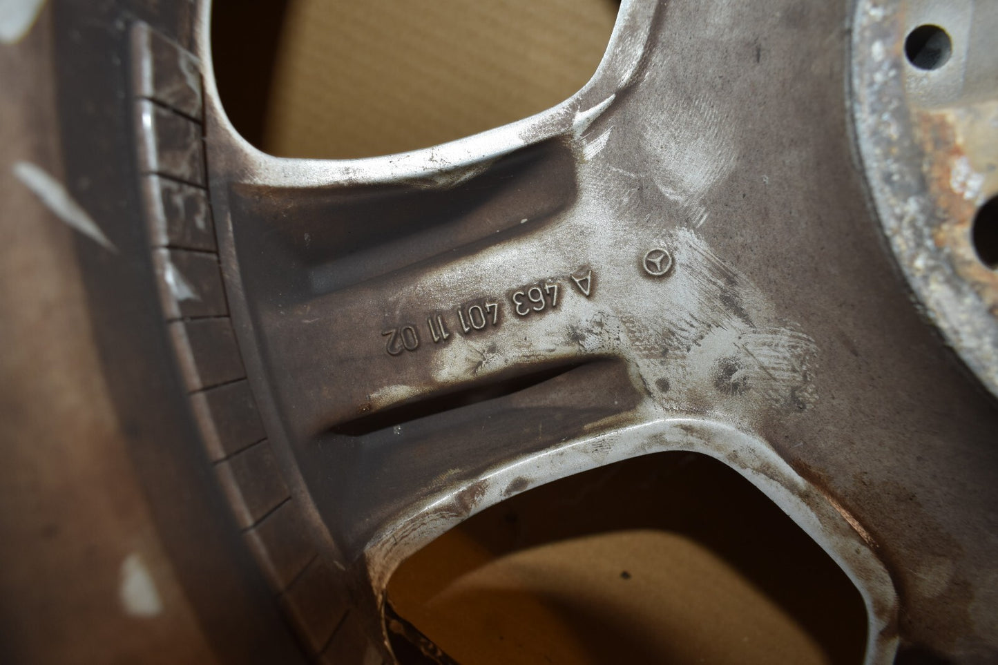1x Original Mercedes w463 G Klasse Alufelge a4634011102 7,5Jx18 ET63 Felge