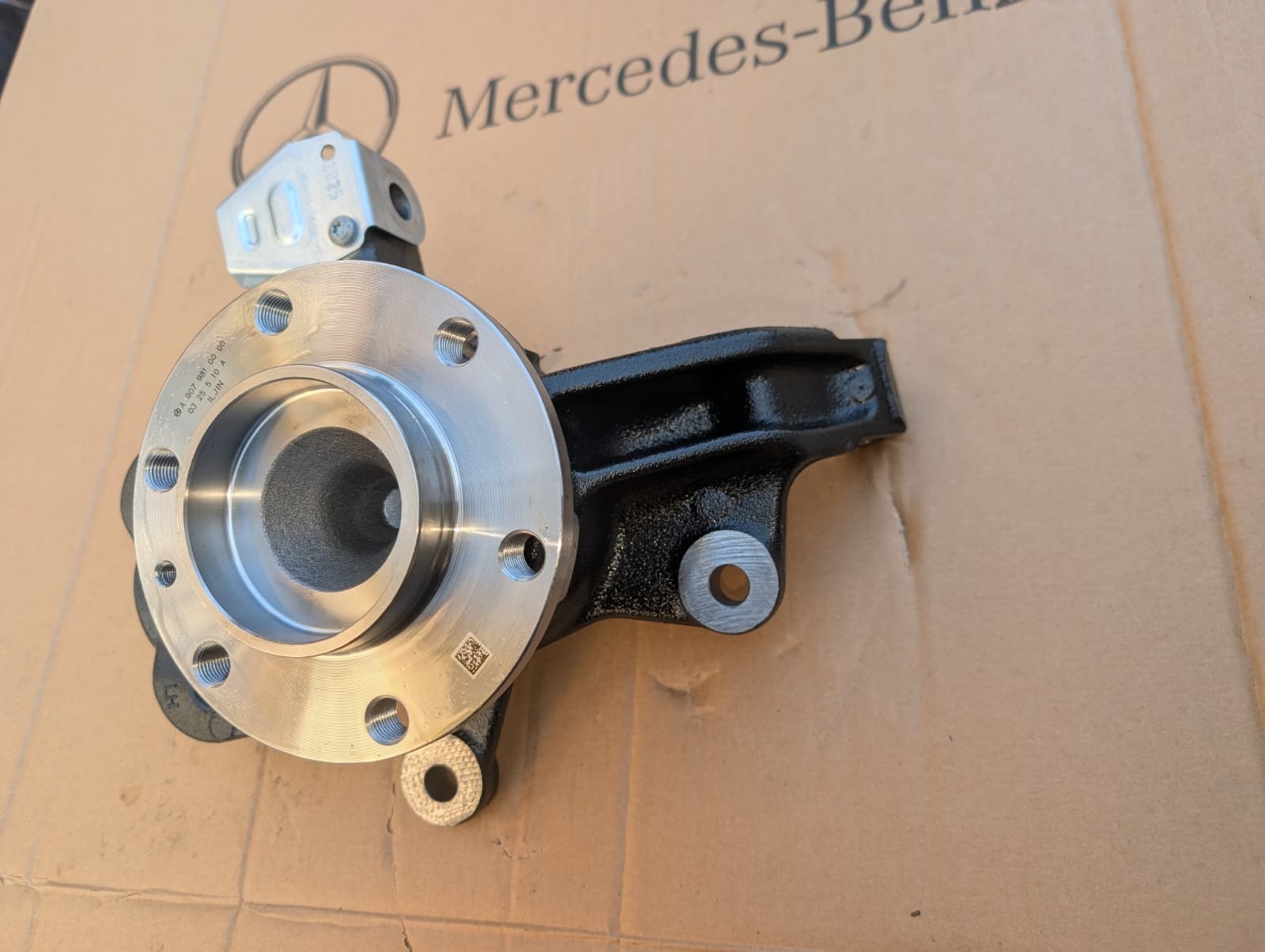 Original Mercedes Sprinter w907 Radlager Radnabe vorne links NEU A9079810000