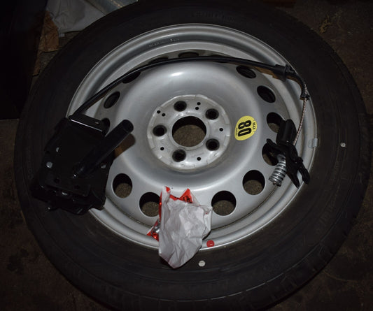 Original Mercedes w447 V Klasse Reserveradhalterung Ersatzrad