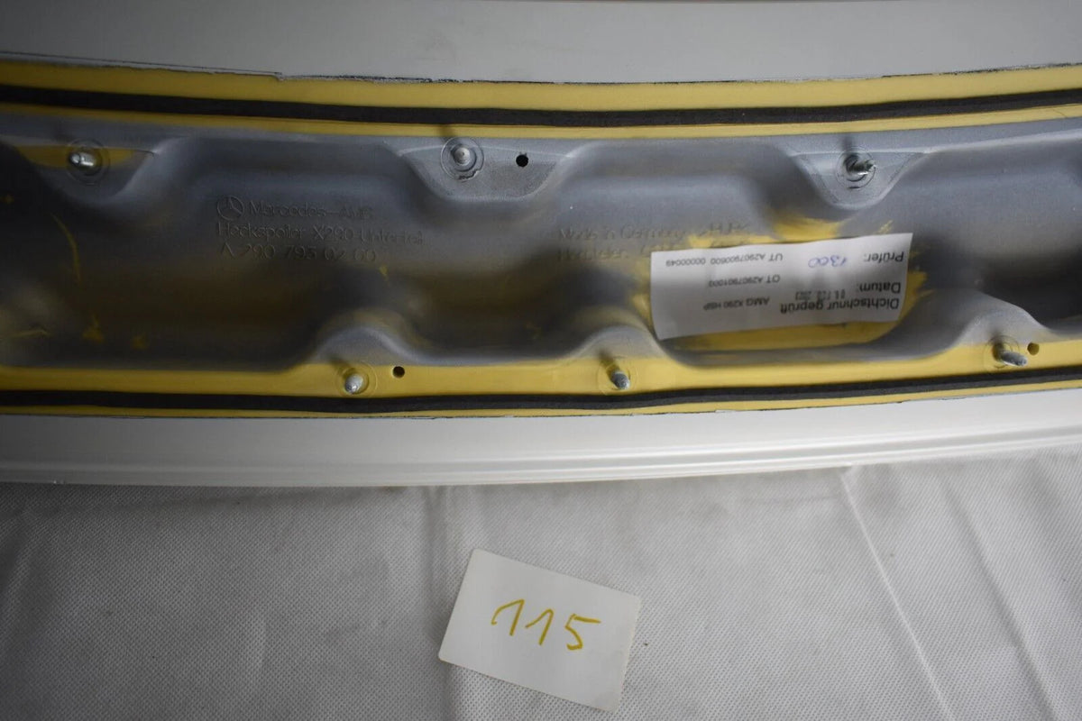 Original Mercedes AMG GT 290 X290 rear Spoiler Unterteil Kaschmirweiß