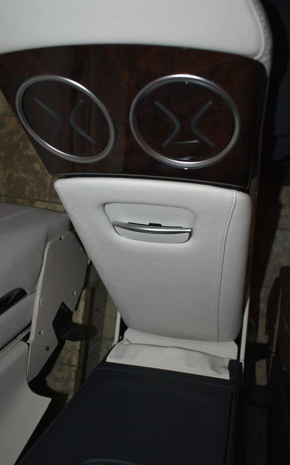 Original Mercedes w222 Mittelkonsole Armlehne hinten Rücksitze Fondlehne S