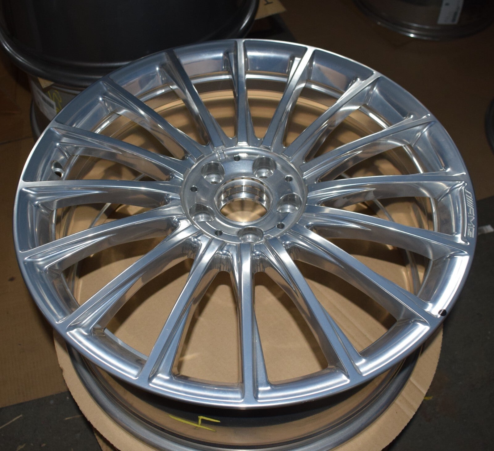 1x Original Mercedes AMG w222 w217 S Klasse Alufelge a2224011000 8,5jx20 H2 ET39