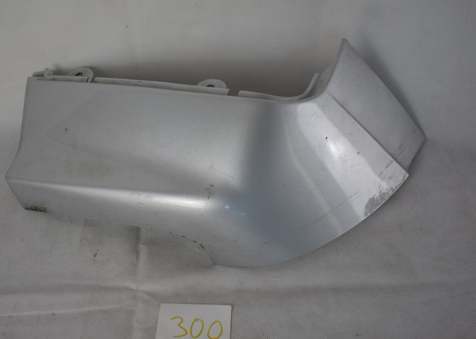 Original Mercedes G Klasse w463 Kotflügel Abdeckung links a4638840231