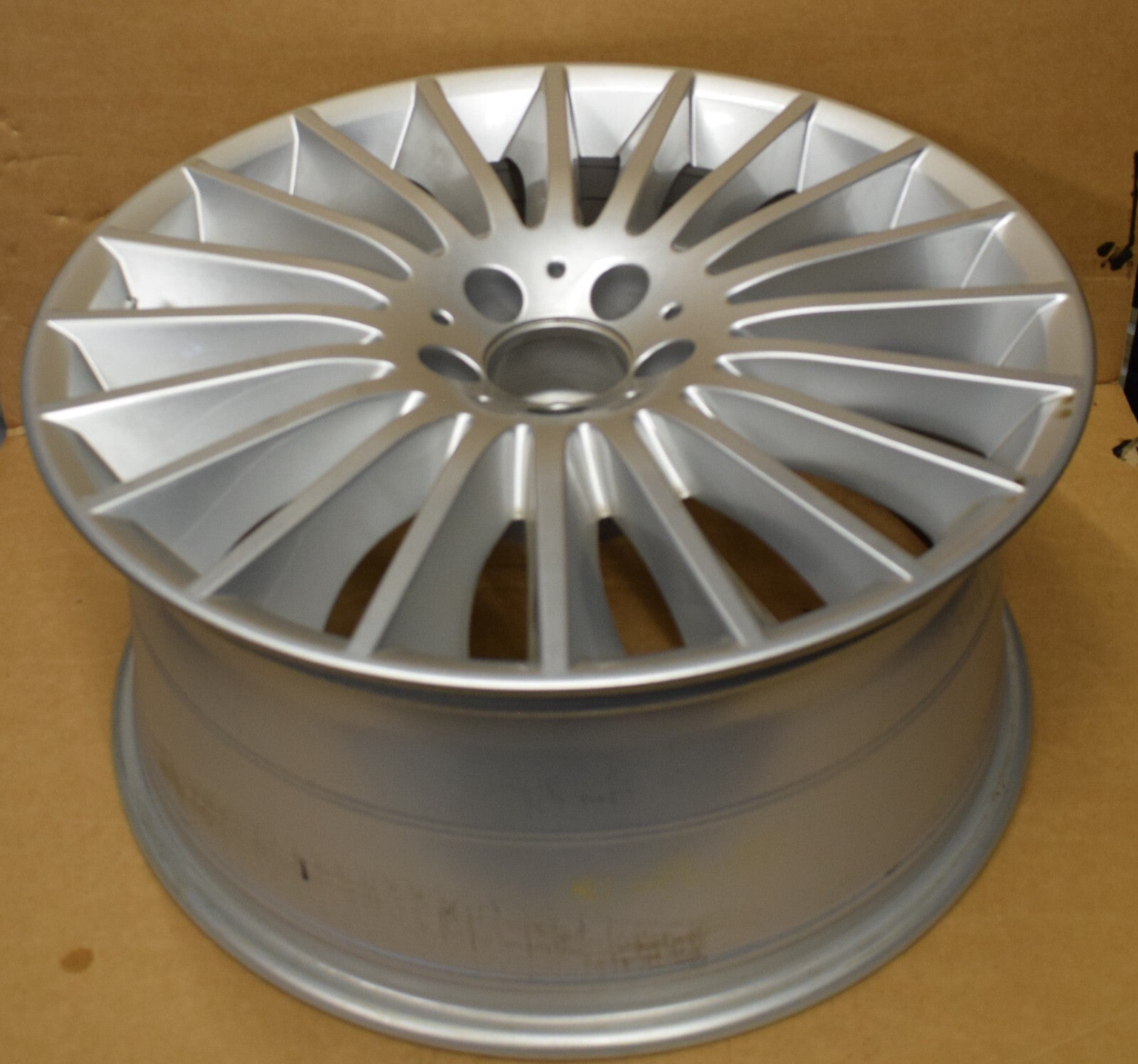 1x Original Mercedes w222 S Klasse Alufelge a2224013300 9Jx19 ET30 hinten Felge