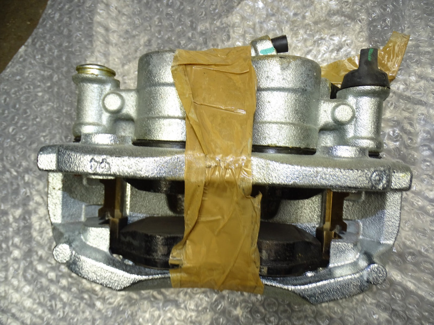 bremssattel original mercedes w639 vito viano brembo neu vorne links 0044205383