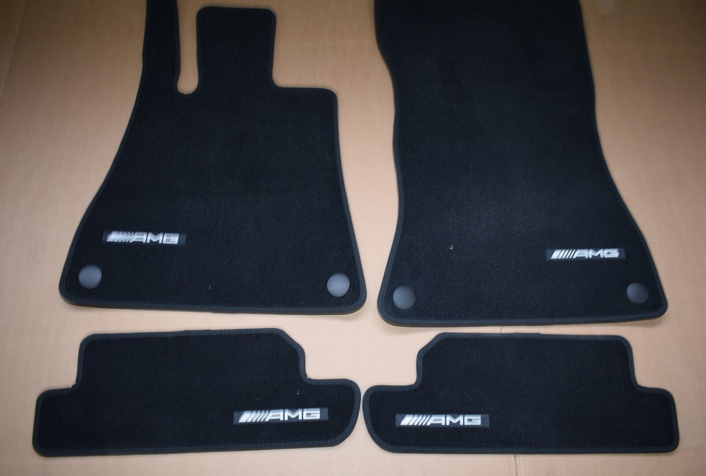 Original Mercedes w232 SL AMG Fußmatten Satz Velour schwarz