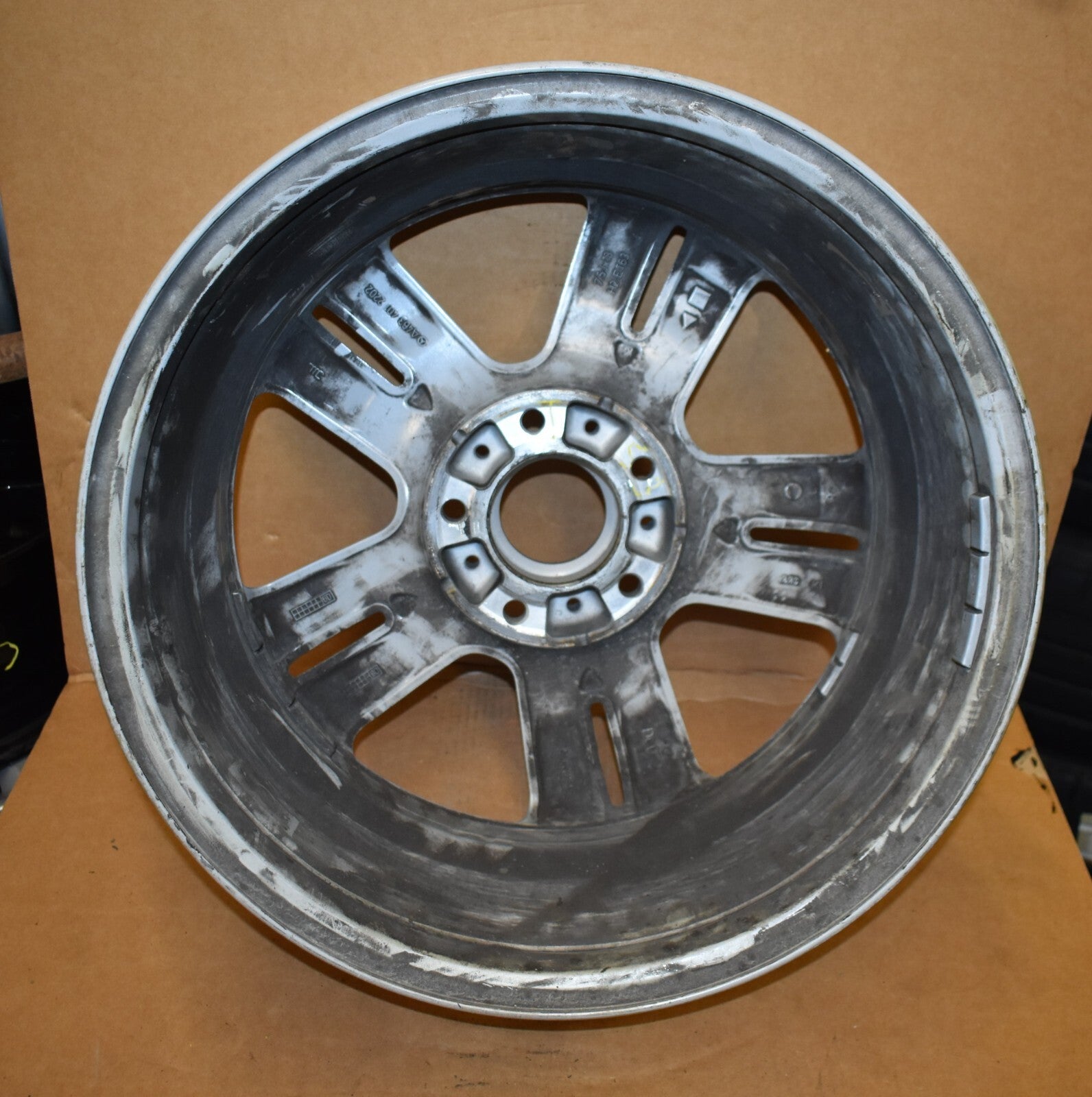 1x Original Mercedes w463 G Klasse Alufelge A4634012202 7,5Jx18 ET63 Felge