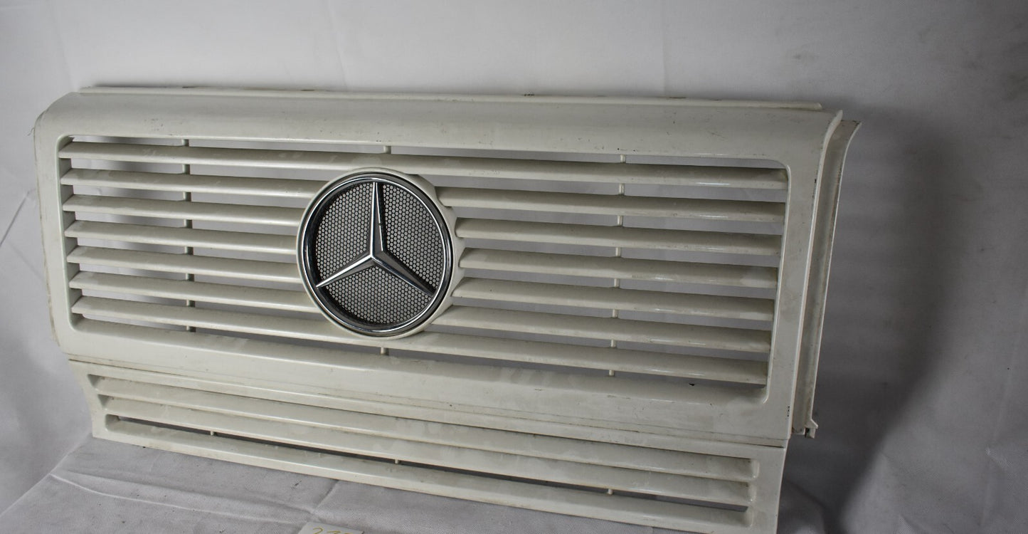 Original Mercedes Kühlergrill Grill w463 G Klasse a4638880015