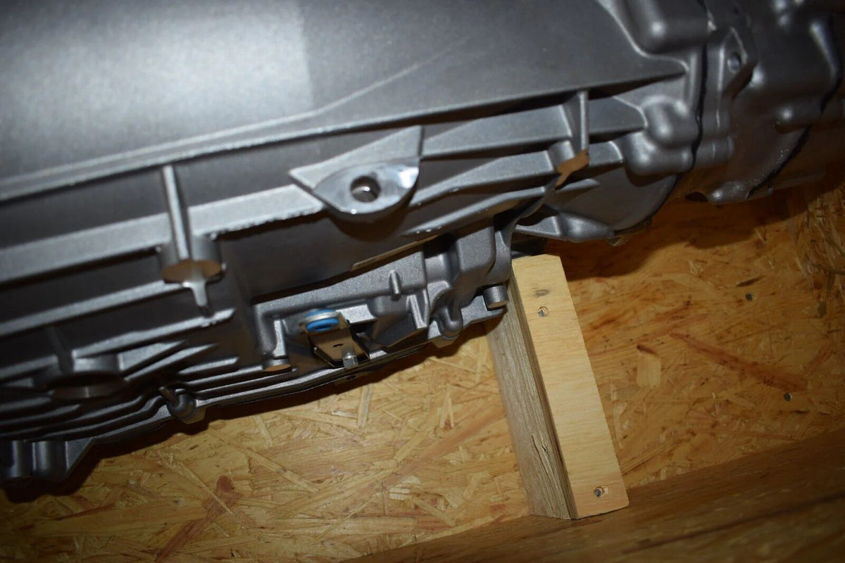 NEU Original Mercedes Automatikgetriebe GLK X204 7G Getriebe a2042708804 OVP