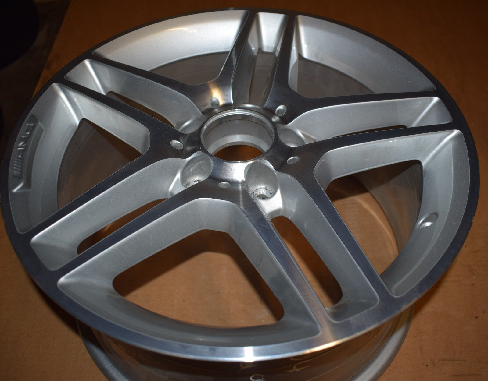 1x Original Mercedes w204 C Klasse Alufelge 17 Zoll a2044012400 8,5Jx17 Et58