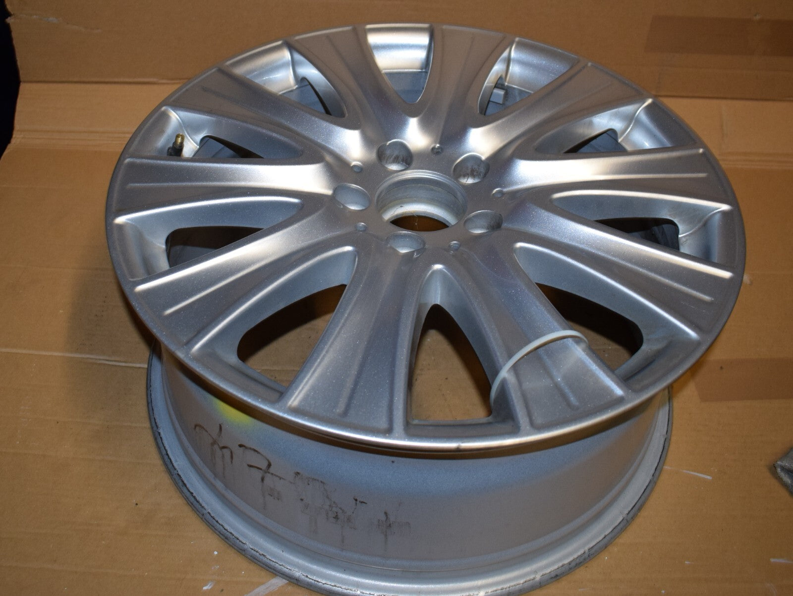 1x Original Mercedes w222 S Klasse Alufelge A2224010902 8Jx18 ET41