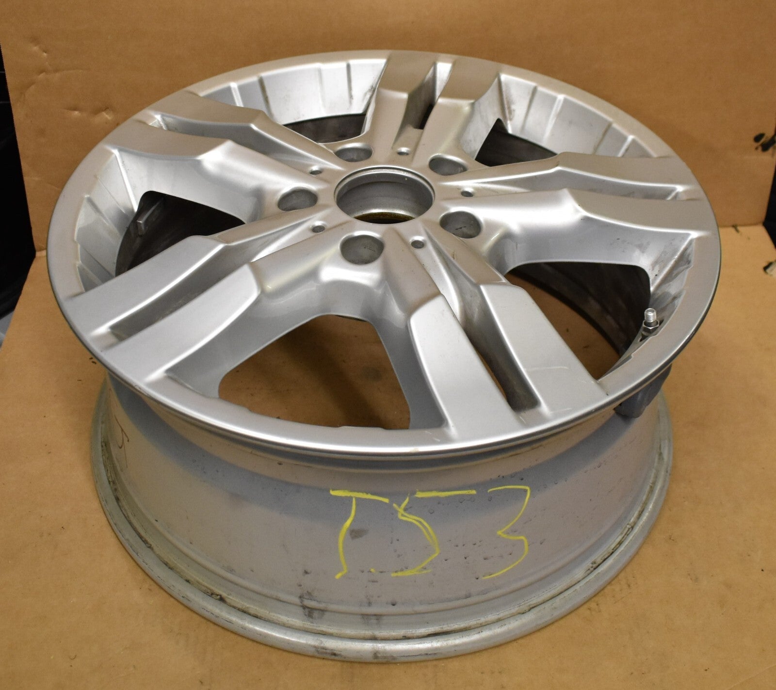 1x Original Mercedes w463 G Klasse Alufelge A4634012202 7,5Jx18 ET63 Felge