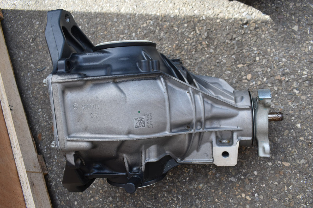 Original Mercedes w213 E Klasse Differential a2133500402