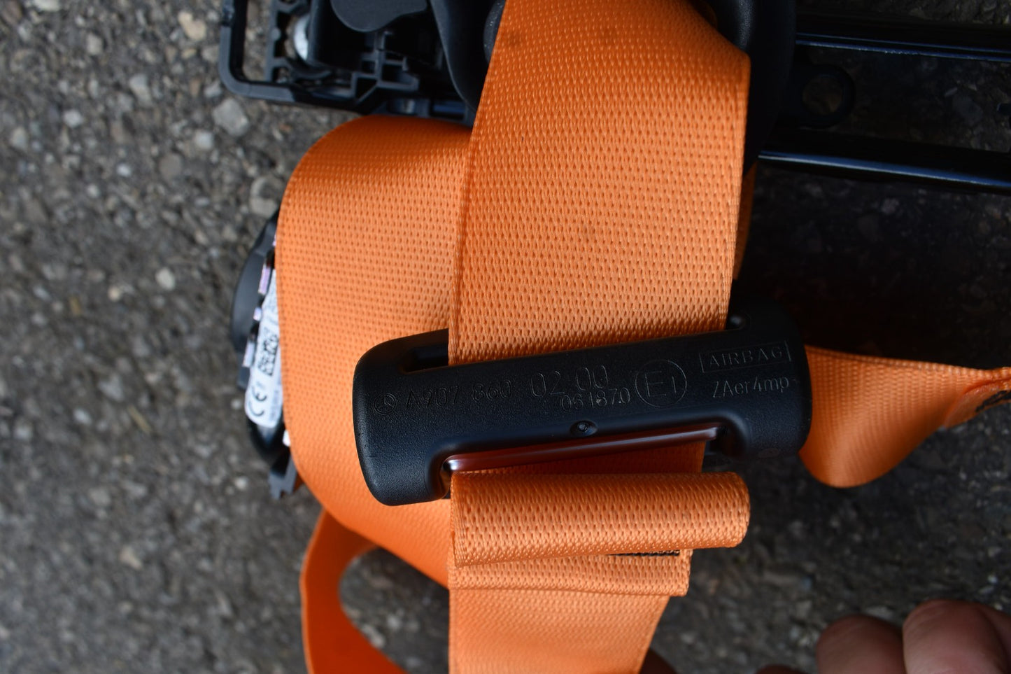 Original Mercedes Sprinter a9078600200 Sicherheitsgurt Fahrerseite orange